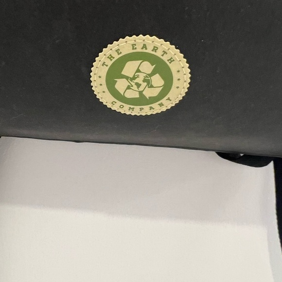 The Earth Company Natural Paper Gray Backpack. NWT - Picture 2 of 9